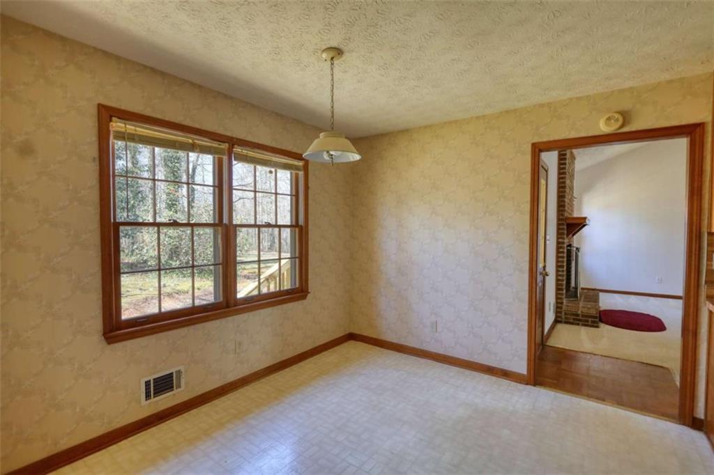 380 Hidden Valley Drive, Conyers, Georgia image 17