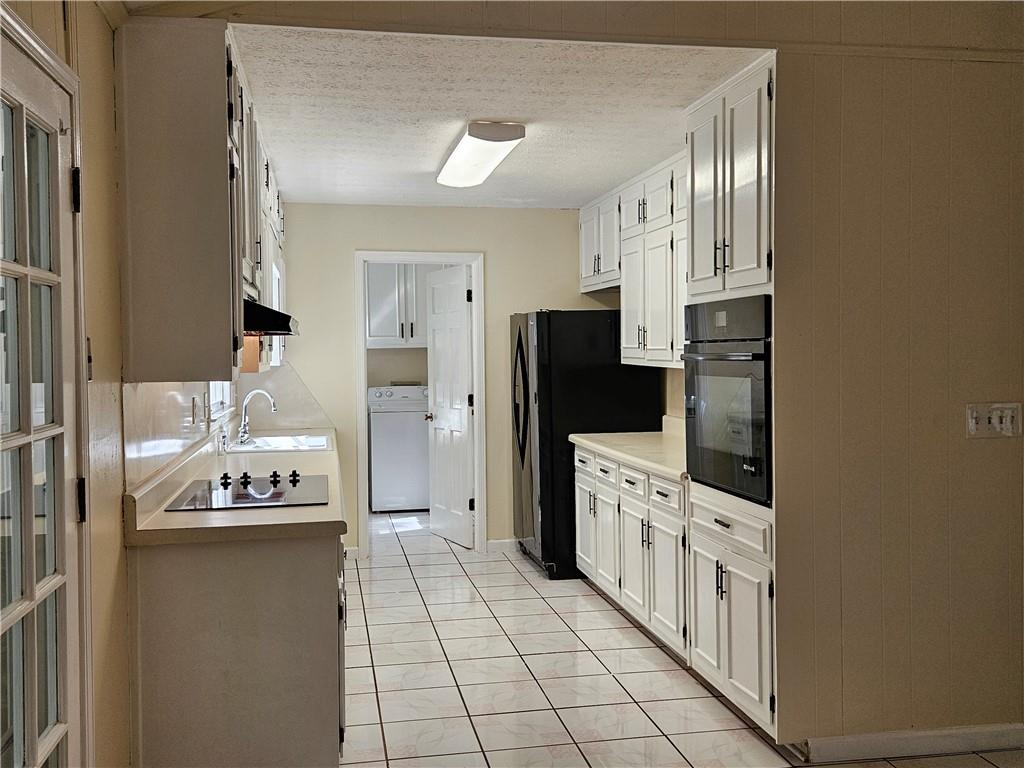 417 Ohern Court, Stone Mountain, Georgia image 9
