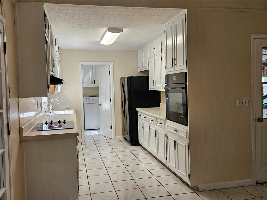 417 Ohern Court, Stone Mountain, Georgia image 8