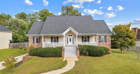 Homes For Sale - 9226 Denmeade Trace<br/> Douglasville, GA 30135