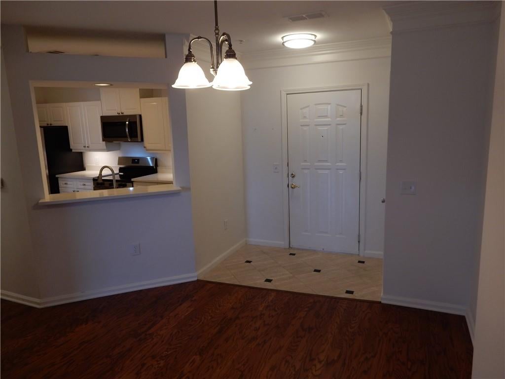 3334 Peachtree Road NE 1213