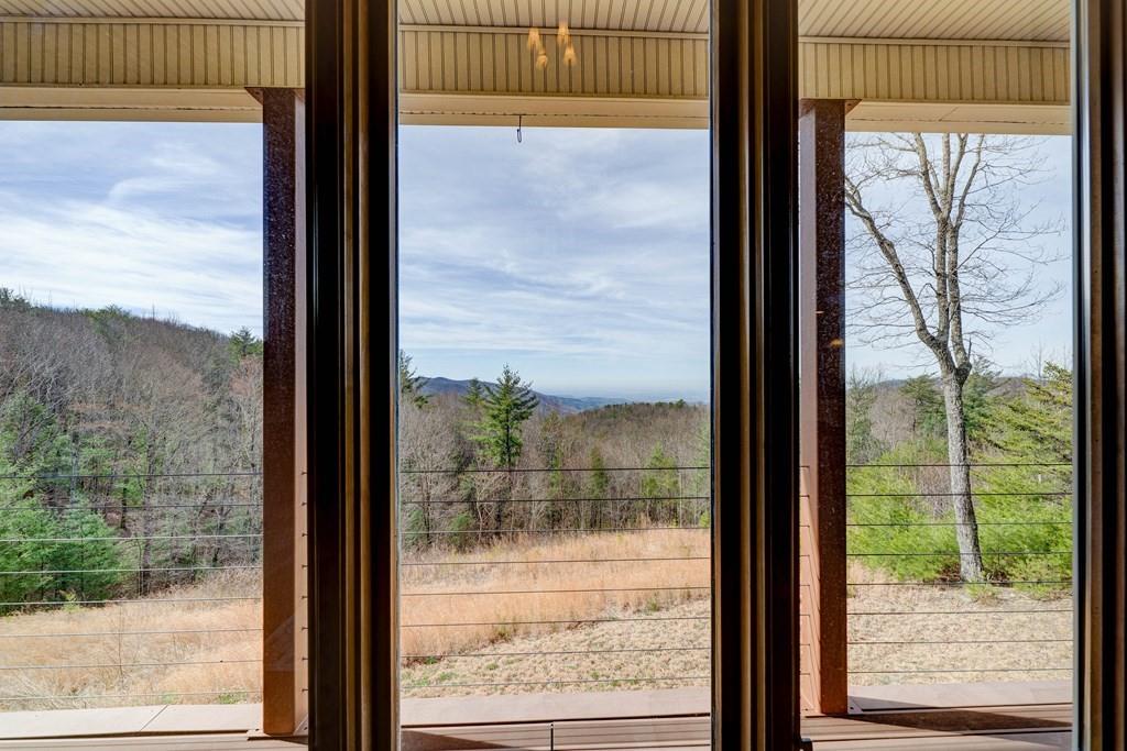 10568 Hwy 52