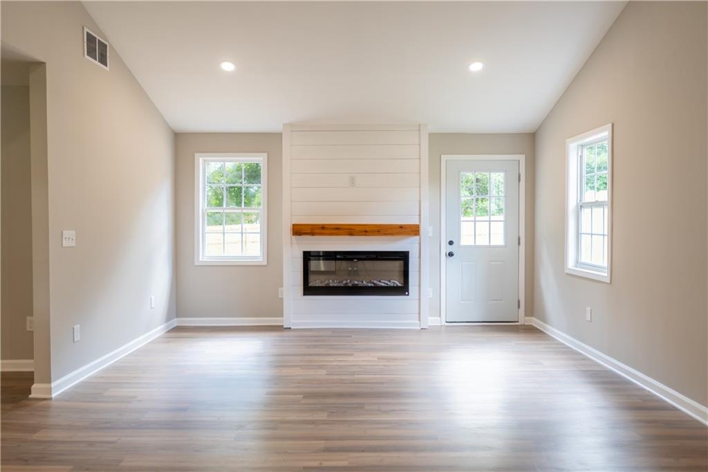 1377 Bobo Road