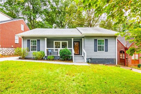 Photo of 1760 Rogers Avenue SW, Atlanta, GA 30310 (MLS # 7711558)