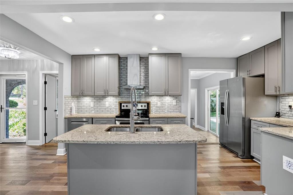 3876 EMERALD NORTH Drive