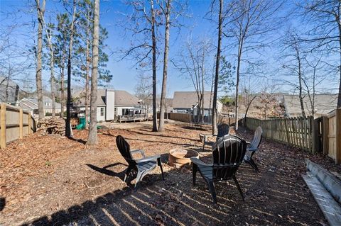 A home in Adairsville