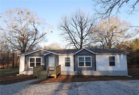 2802 County Road 19 Woodland AL 36280