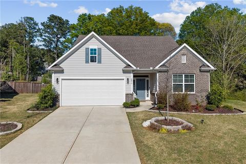 Homes For Sale - 6870 Kate Lane<br/> Flowery Branch, GA 30542