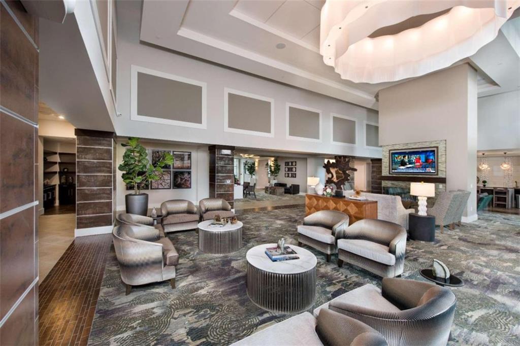 1490 W Ernest Barrett Parkway W 423