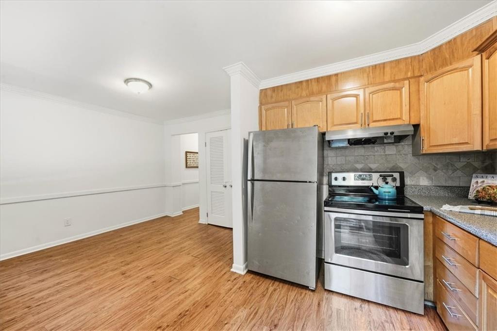 2412 Peachwood Circle NE 4
