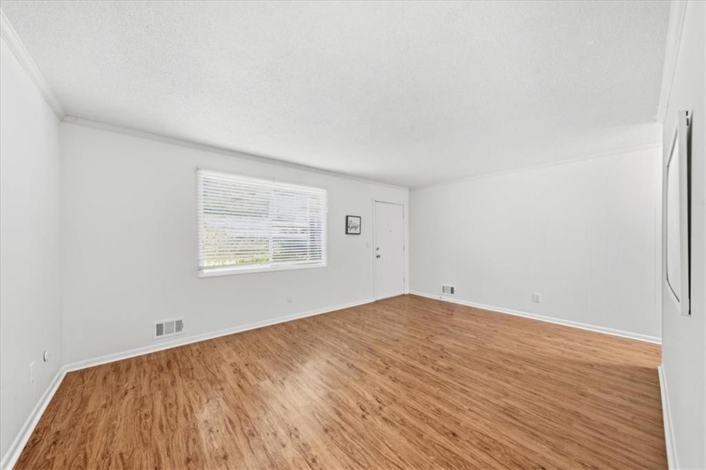 2412 Peachwood Circle NE 4