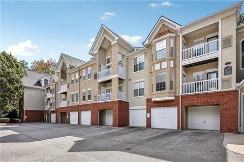 2211 Westchester Ridge Atlanta GA 30329