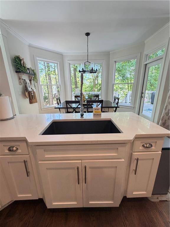 5640 Lake Oak Landing