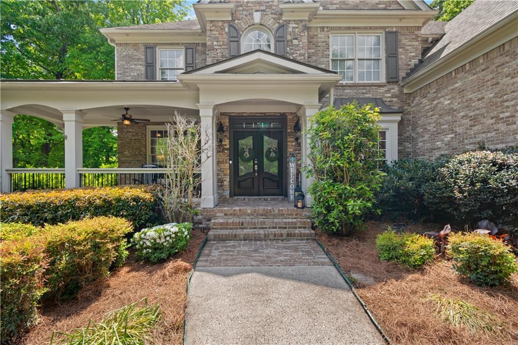 5640 Lake Oak Landing