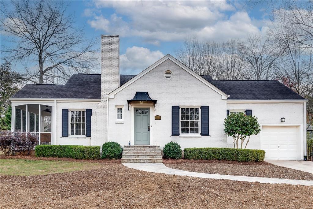332 Shadowmoor Drive