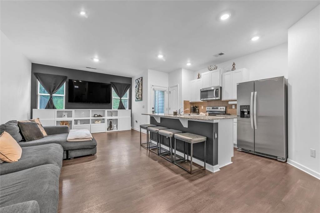 5668 UNION POINTE Drive