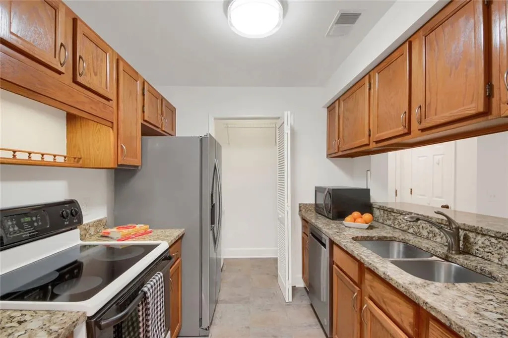 Atlanta, Georgia 30350, United States, 1 Bedroom Bedrooms, ,1 BathroomBathrooms,Residential,Active,217846 Atlanta, Georgia 30350, United States, 1 Bedroom Bedrooms, ,1 BathroomBathrooms,Residential,Active,217846