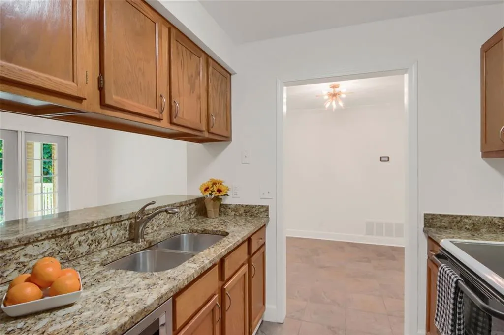 Atlanta, Georgia 30350, United States, 1 Bedroom Bedrooms, ,1 BathroomBathrooms,Residential,Active,217846