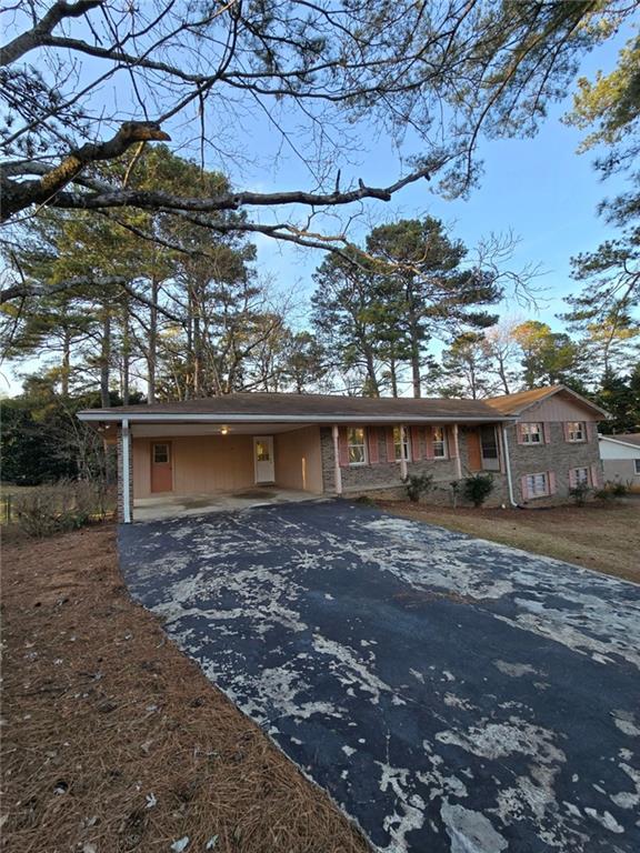 5737 Lorraine Drive, Stone Mountain, Georgia image 3
