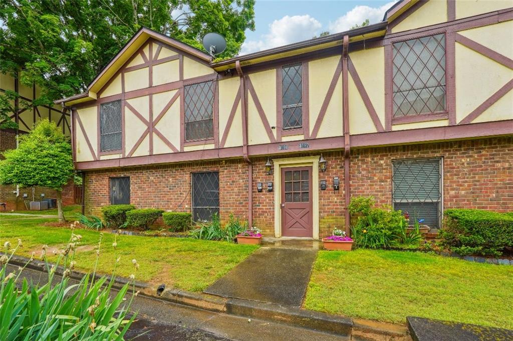 3194 ABBEYWOOD Drive