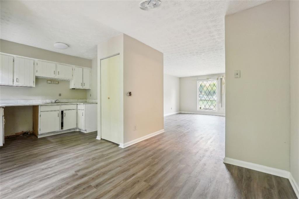 3194 ABBEYWOOD Drive