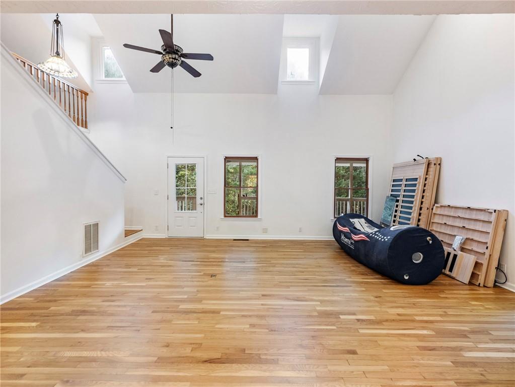 7389 Williams Road