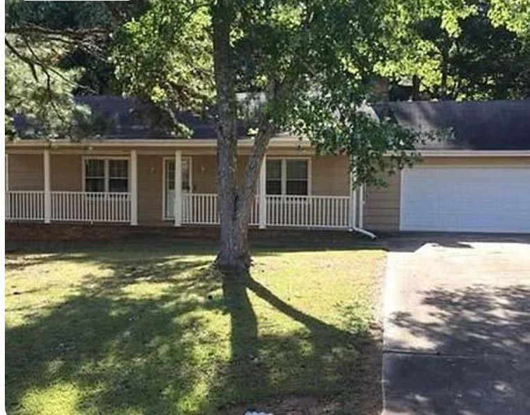 1111 Louise Court, Conyers, Georgia image 1
