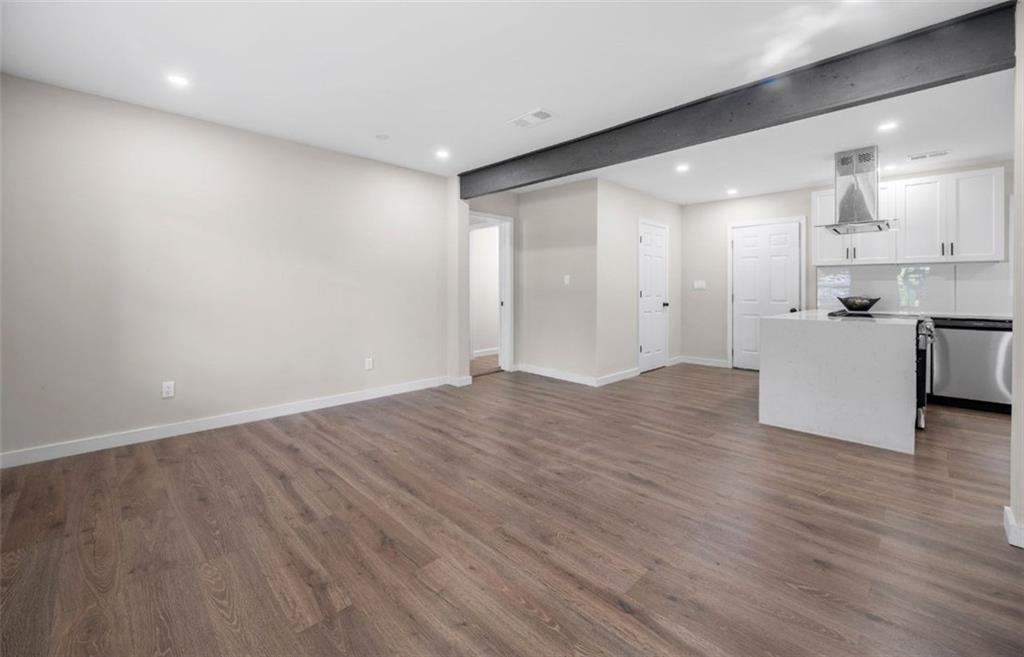 6402 KENSINGTON Court