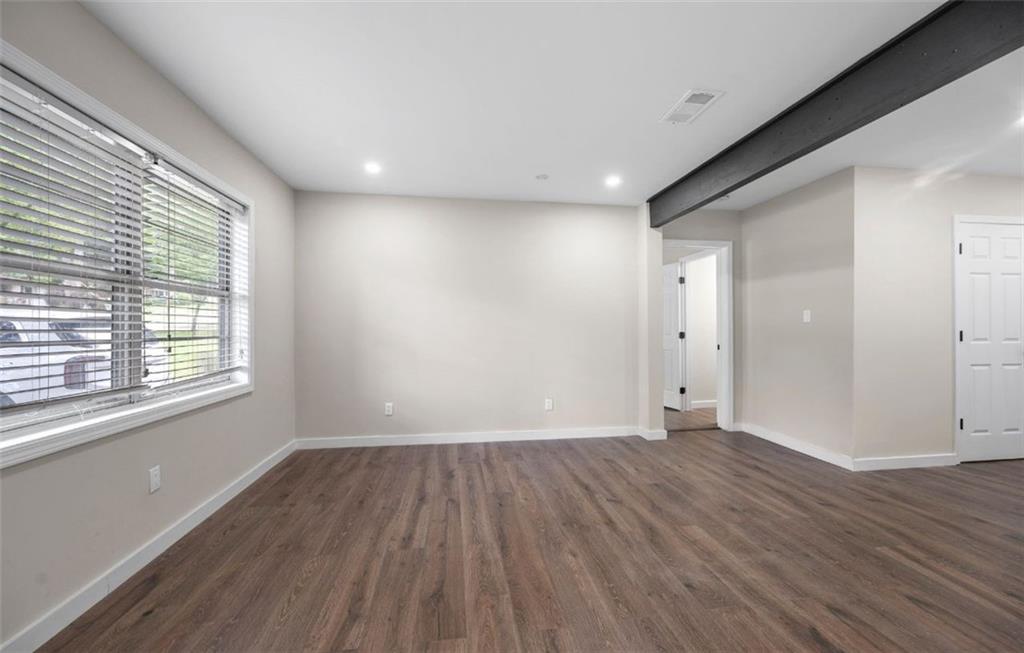 6402 KENSINGTON Court