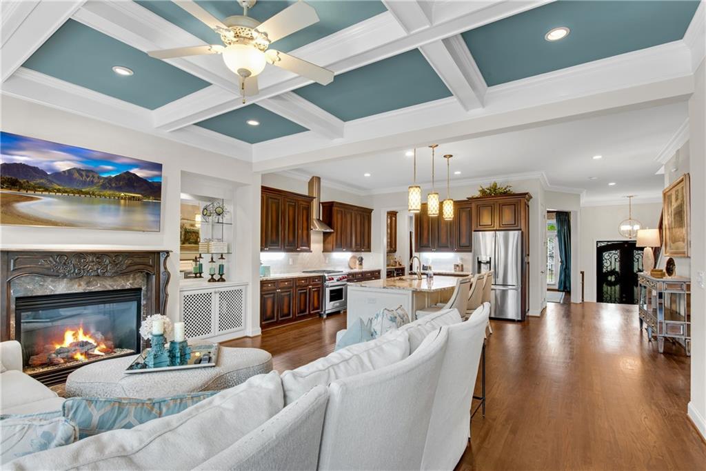 3663 Brookhaven Manor Crossing, Atlanta, Georgia image 8
