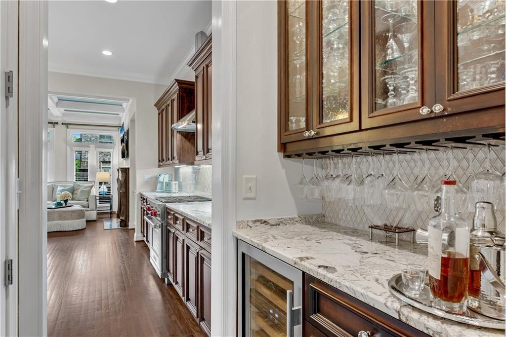 3663 Brookhaven Manor Crossing, Atlanta, Georgia image 6