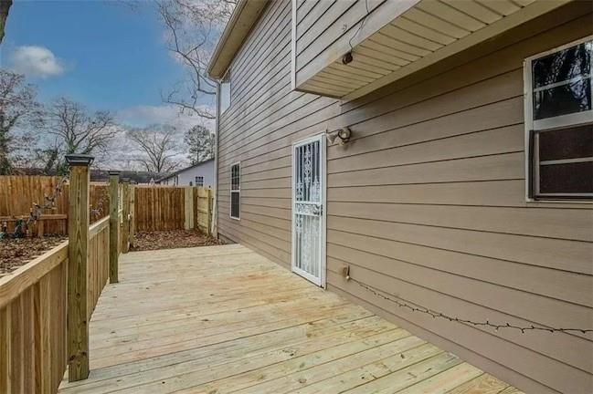 1526 Venetian Drive, Atlanta, Georgia image 14