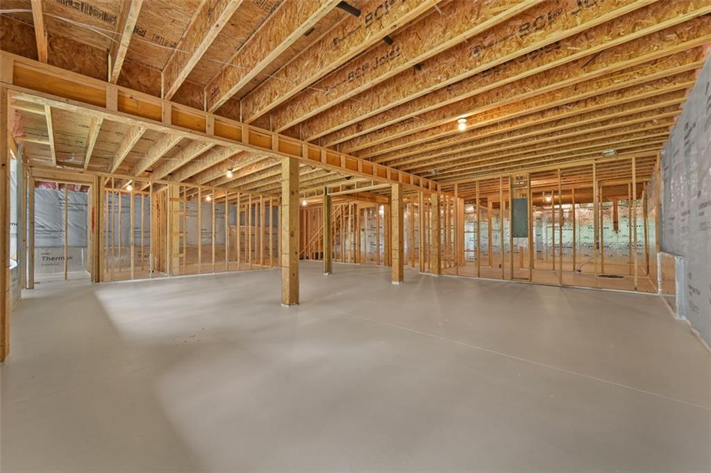 The Retreat at Sterling on the Lake - Residential