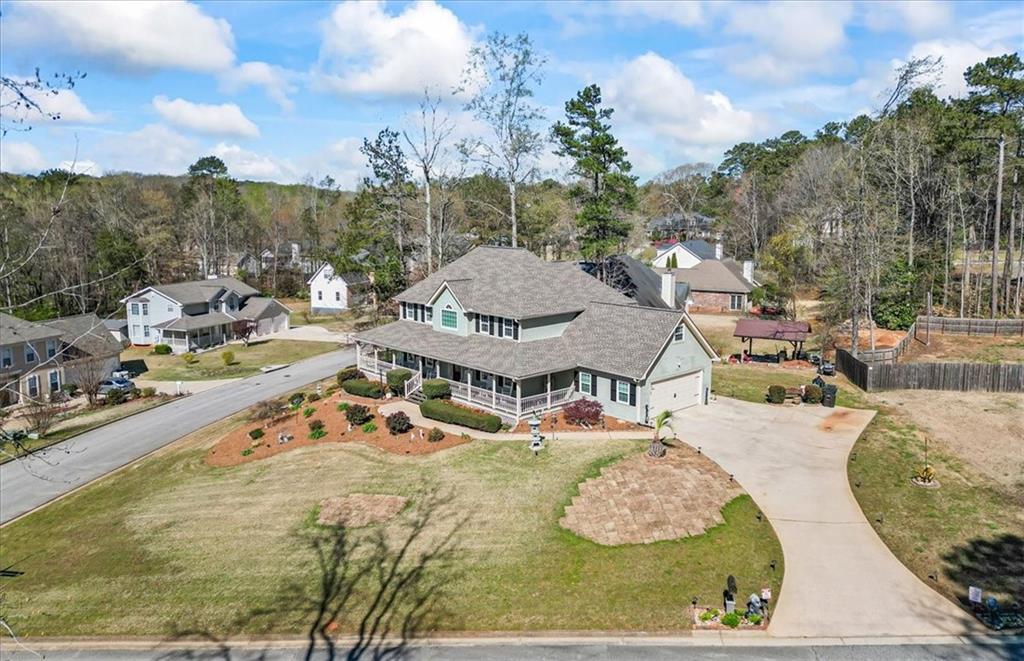 9549 Clear Lake Court Ct, Douglasville, Georgia image 2