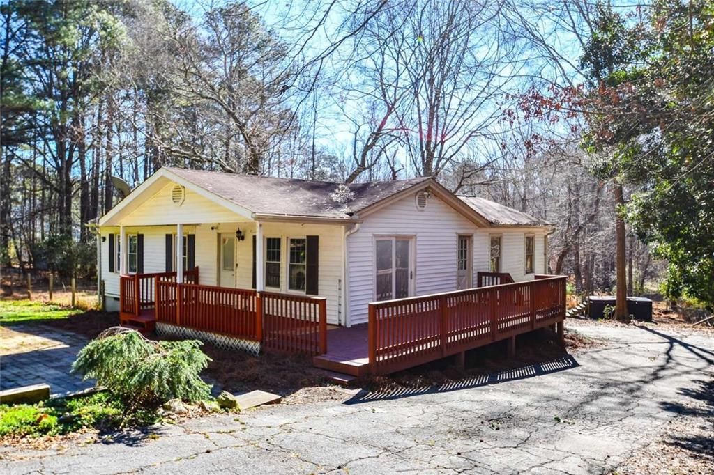 Photo of 4291 Bartow Carver Road SE, Acworth, GA 30102 (MLS # 7704581)