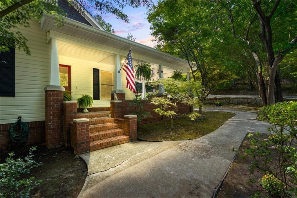 4728 Corn Creek Drive Dr, Fairburn, Georgia image 3