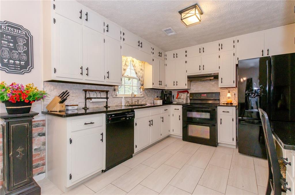 727 Cedar Valley Trace