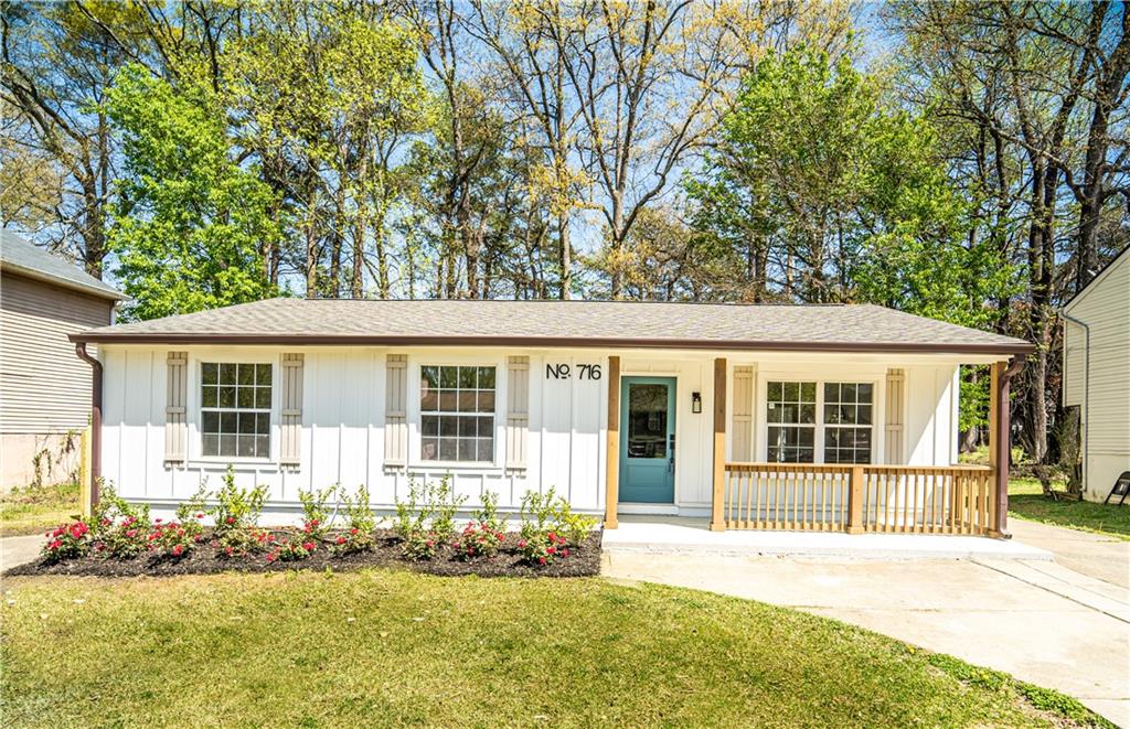 716 Sunfield Drive, Lilburn, Georgia image 5