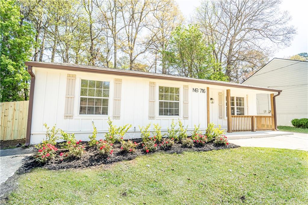 716 Sunfield Drive, Lilburn, Georgia image 1