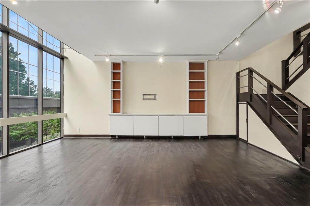 145 15th Street NE 208