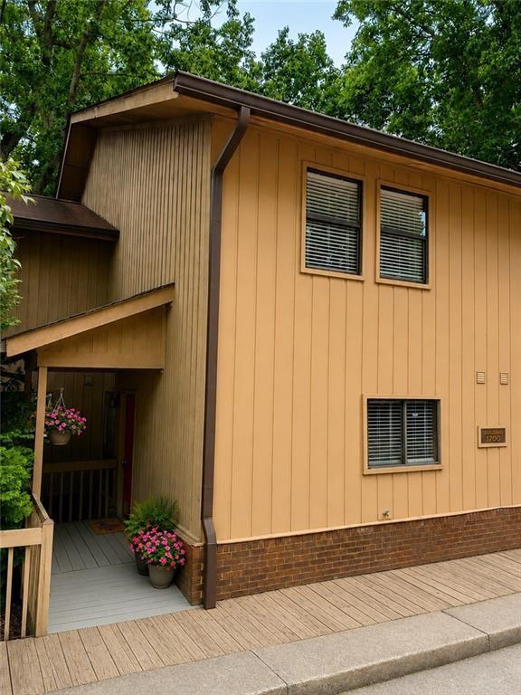 1702 Pine Tree Drive