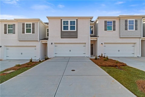 Townhouse For Sale - 231 Sanctuary Drive<br/> Mcdonough, GA 30253
