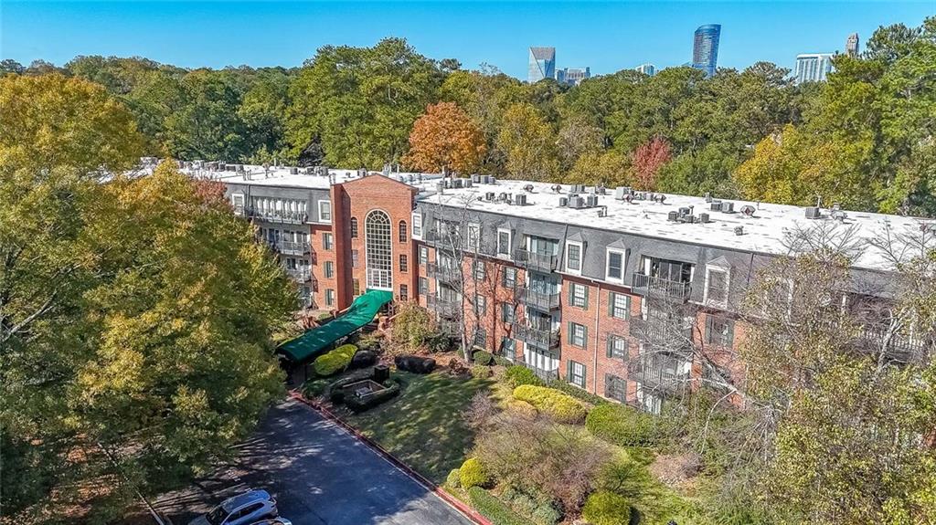 28410 Plantation Drive NE