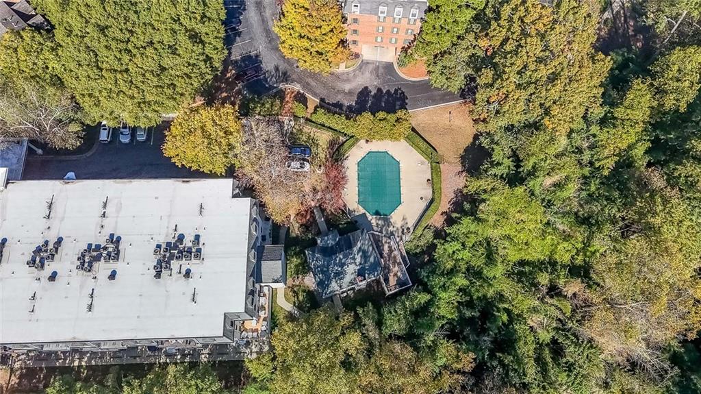 28410 Plantation Drive NE