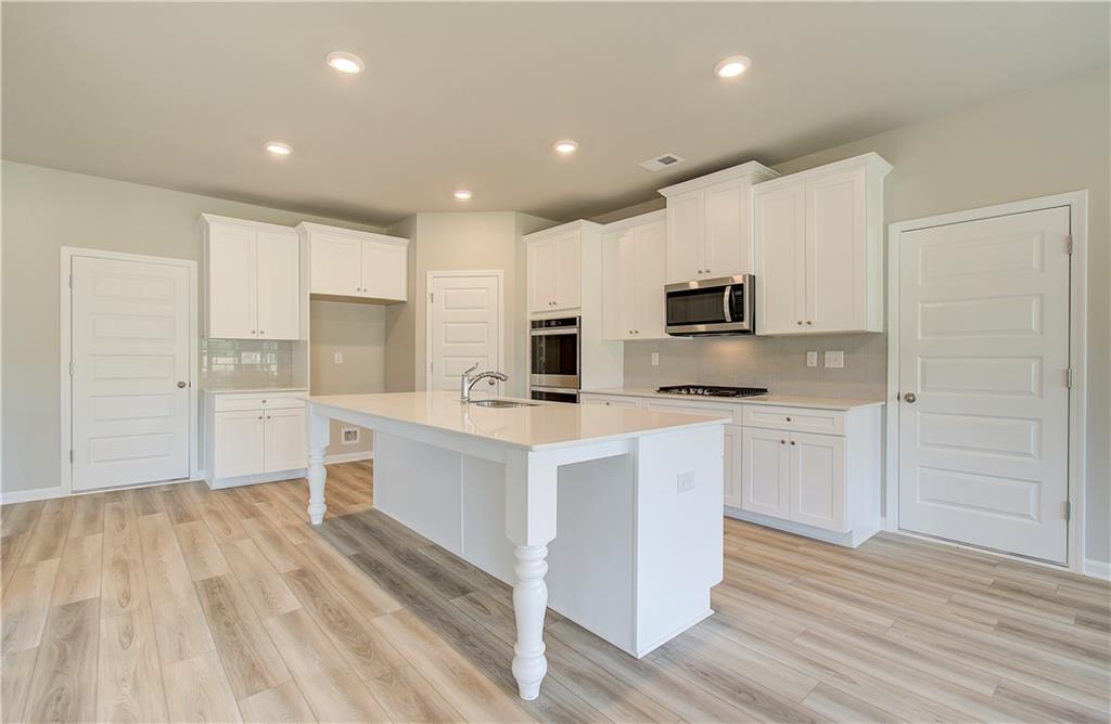 162 Haverling Pass, Hampton, Georgia image 12