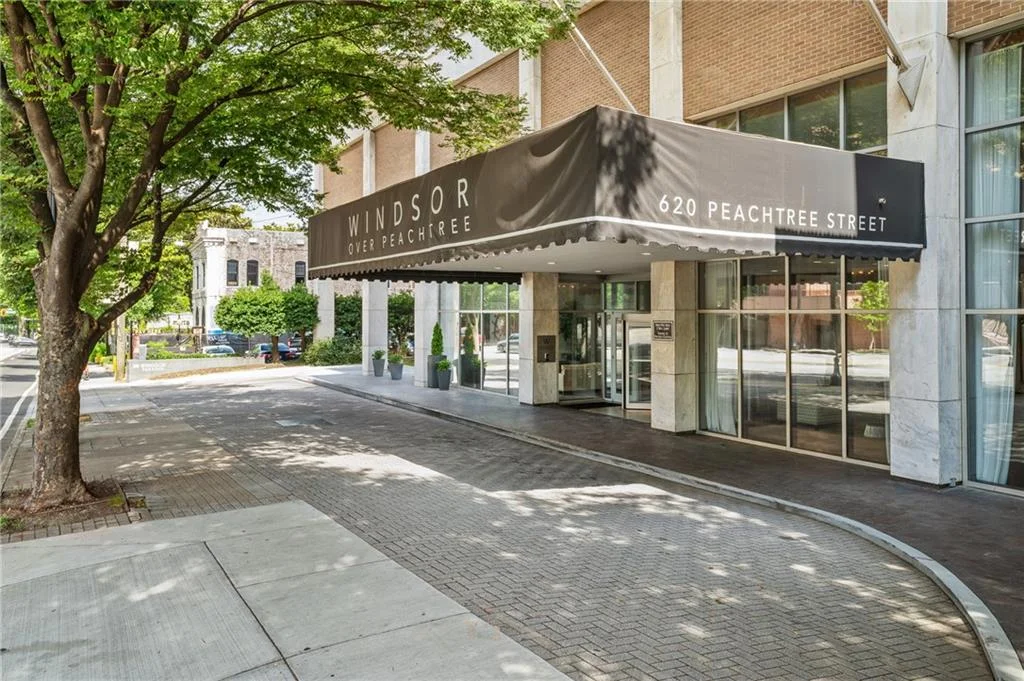 620 Peachtree Street NE Unit 911