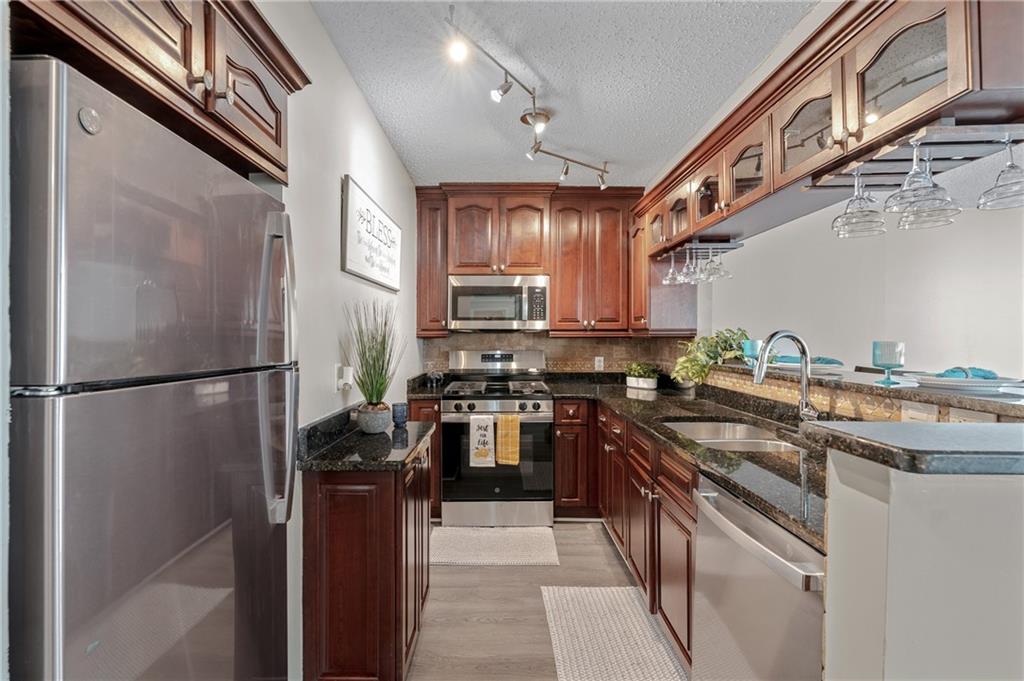 620 Peachtree Street NE 911