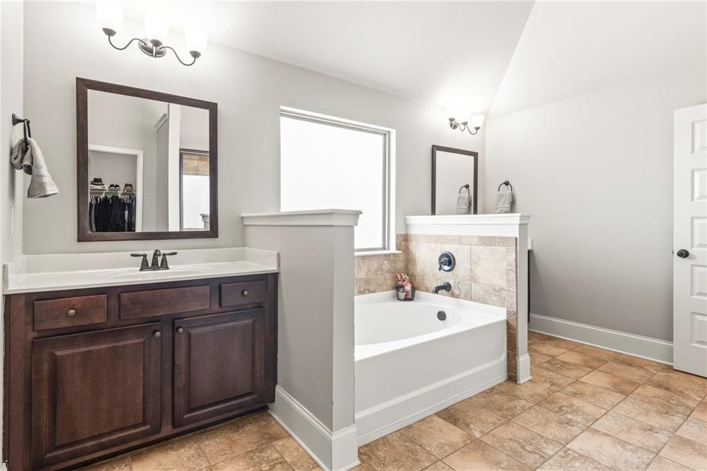 3314 Ridge Manor Way, Dacula, Georgia image 28