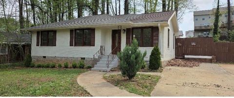 Homes For Rent - 628 Farrar Court<br/> Decatur, GA 30032