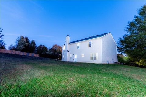 A home in Dacula